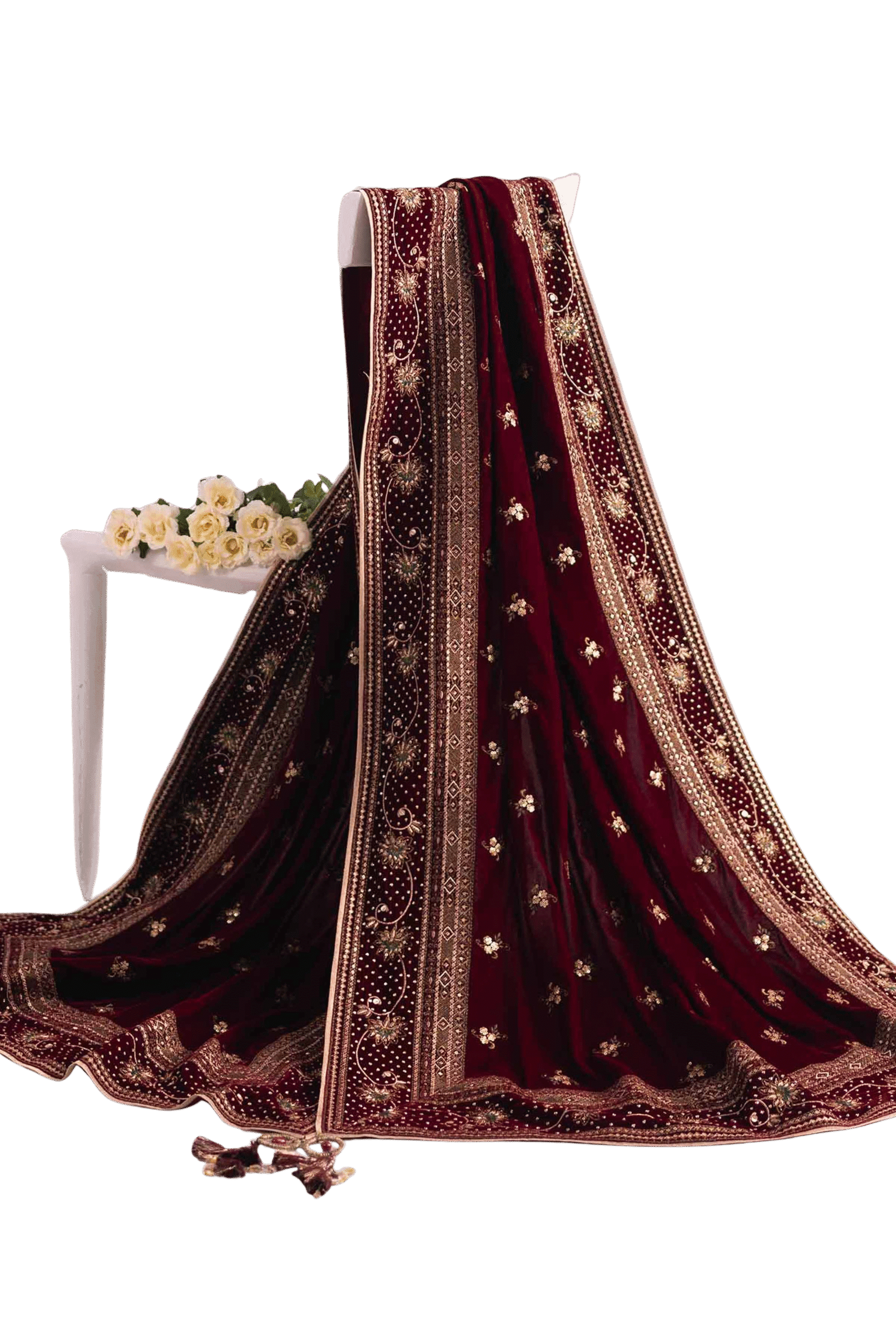 Luxury Velvet Shawl – Elegant & Timeless Luxurious velvet shawl with soft texture and elegant drape